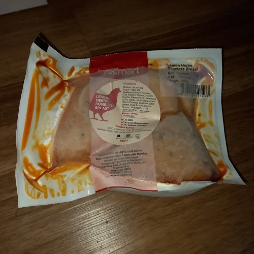 RedMart Lemon Herbs Marinated Chicken Boneless Breast (No MSG – Halal – Airfryer Ready) – Frozen, 2 Packs Total 1kg photo review