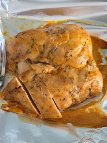 RedMart Lemon Herbs Marinated Chicken Boneless Breast (No MSG – Halal – Airfryer Ready) – Frozen, 2 Packs Total 1kg photo review